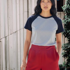 A1025 Simple Crop Top Tee